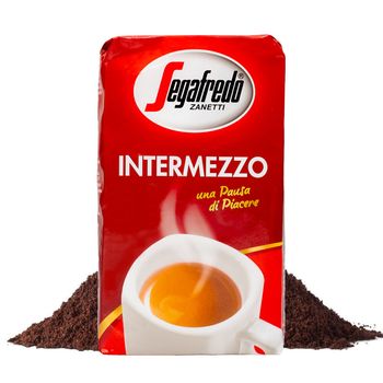 Caf? Intermezzo