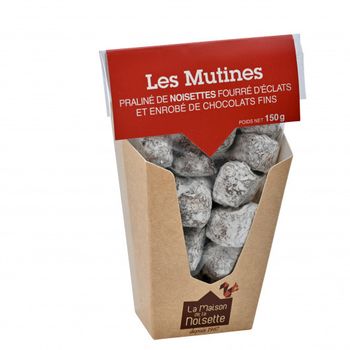 Pralin? de noisettes enrob? de chocolats fins