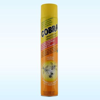 Insecticide Cobra volants
