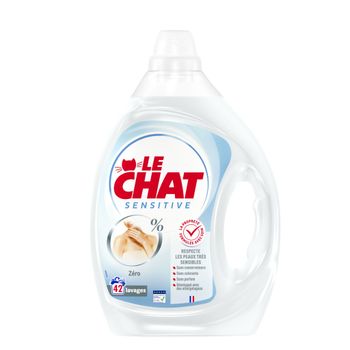 Comparez le chat sensitive 0% lessive